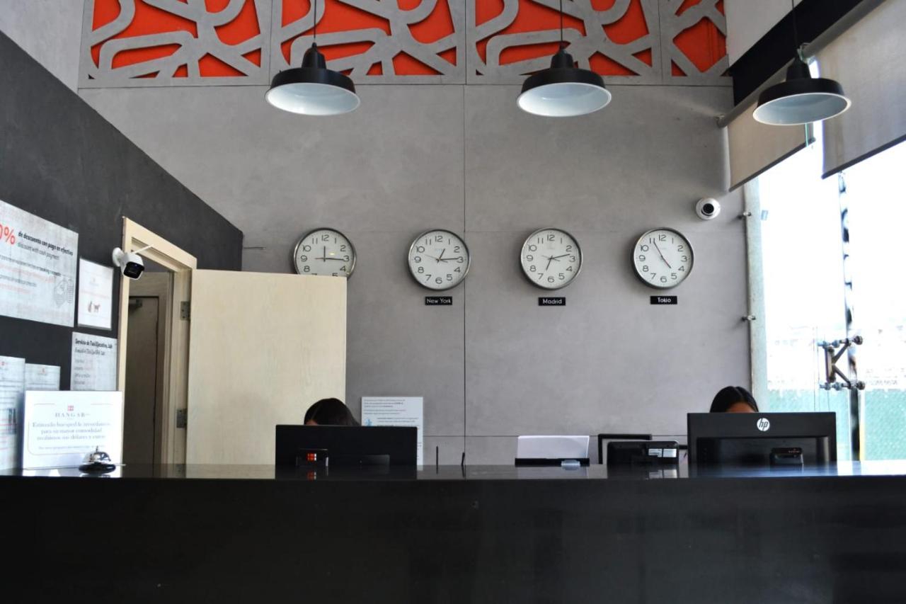 Hangar Inn Guadalajara Aeropuerto San Jose del Castillo Bagian luar foto